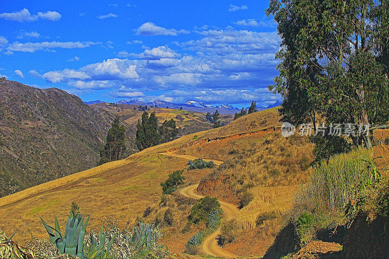 秘鲁Cordillera的山路- Cordillera - Huaraz, Ancash，秘鲁